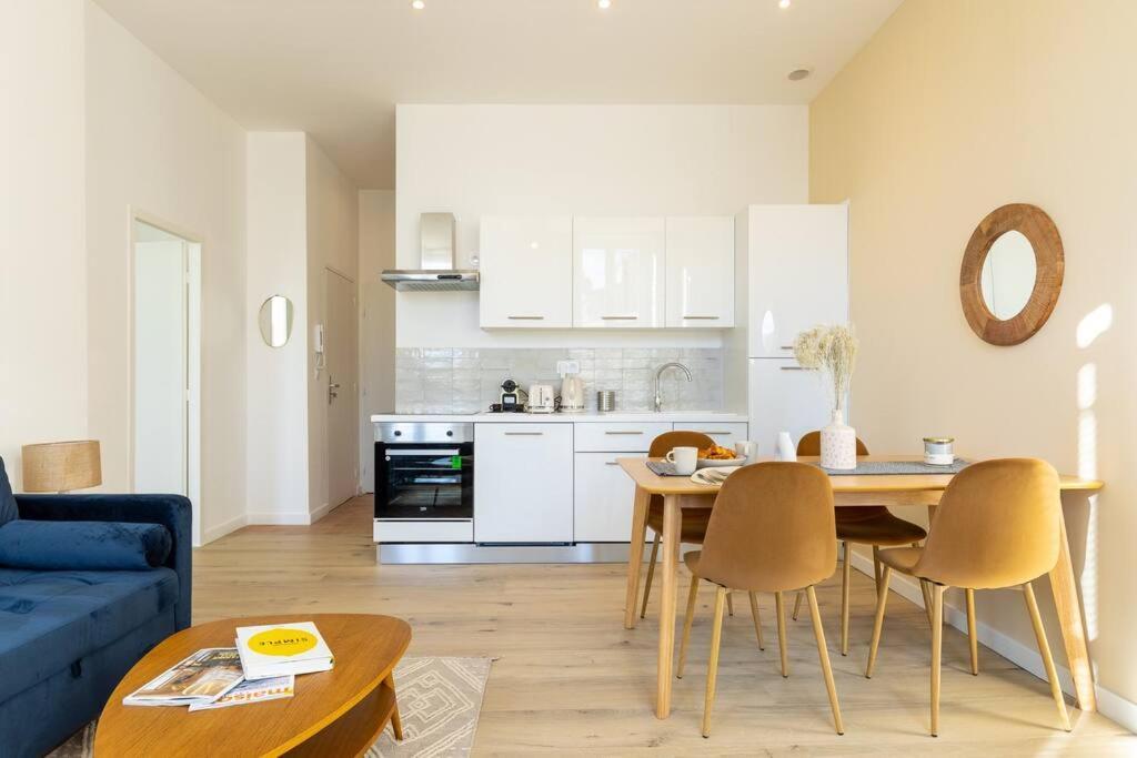 Super T2 Proche Du Cours Julien Apartment