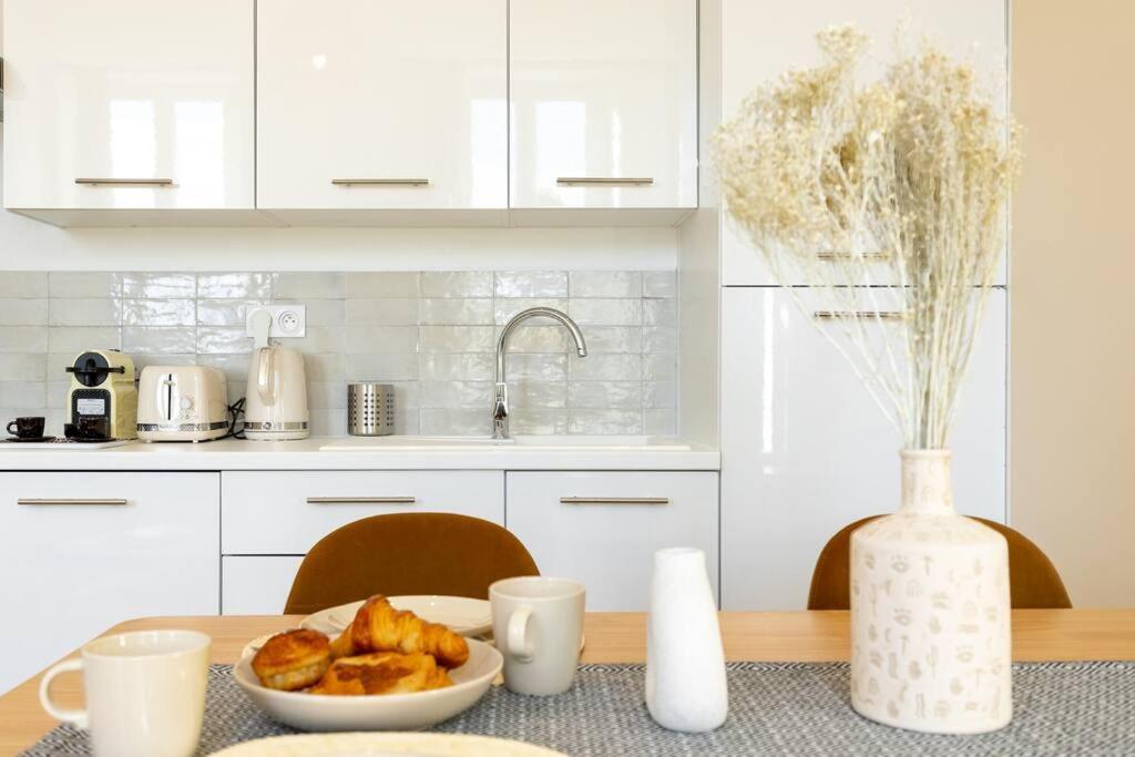 Super T2 Proche Du Cours Julien Apartment Marseilles